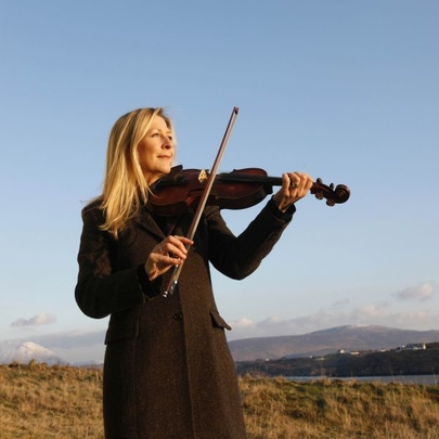 Mairéad Ní Mhaonaigh / Colm Hogan