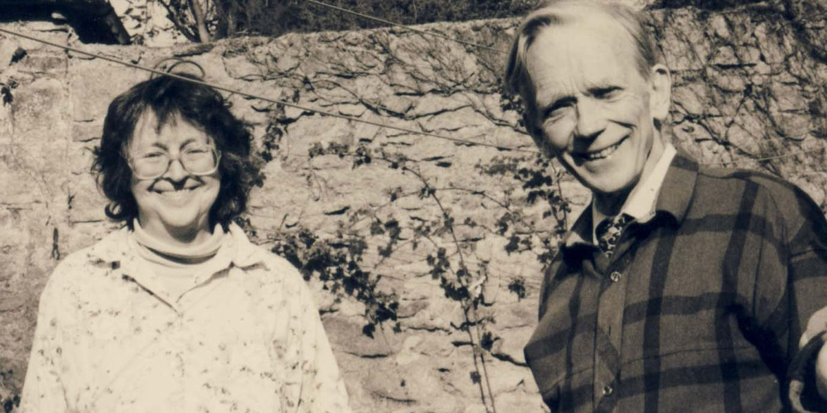 Db Hugh And Lisa Dundrum 1995 Ii Med Res Crop
