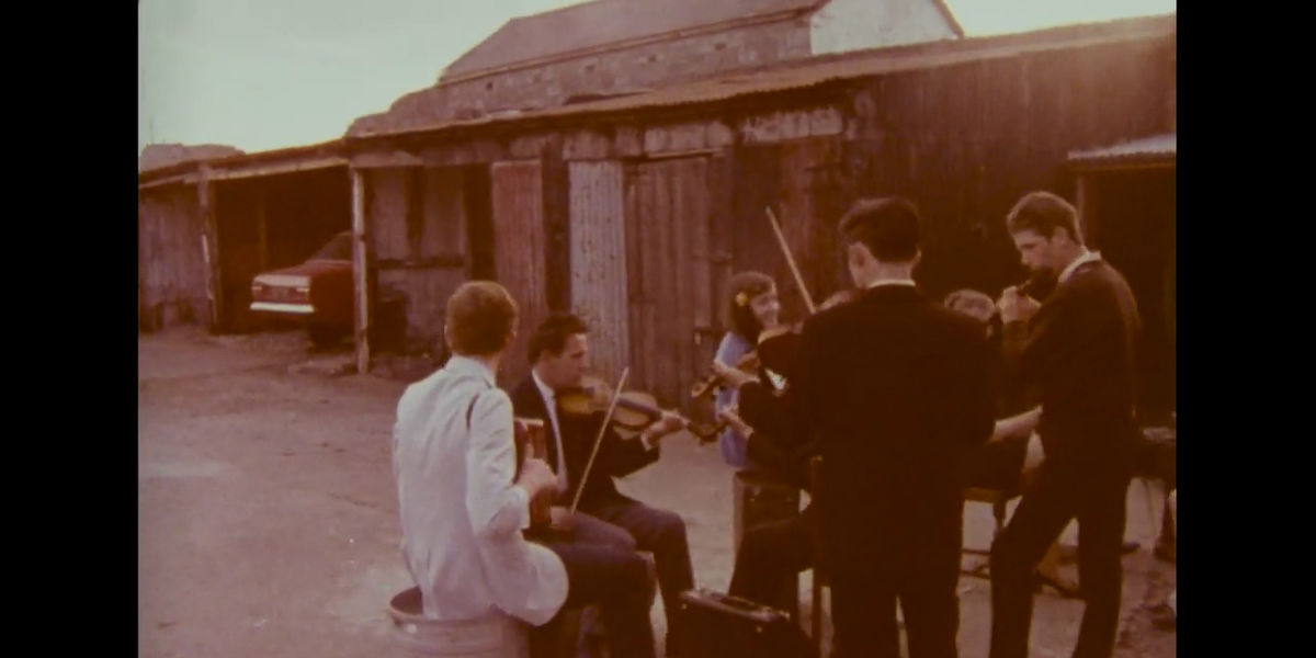 Duala Blog Musicians Outside